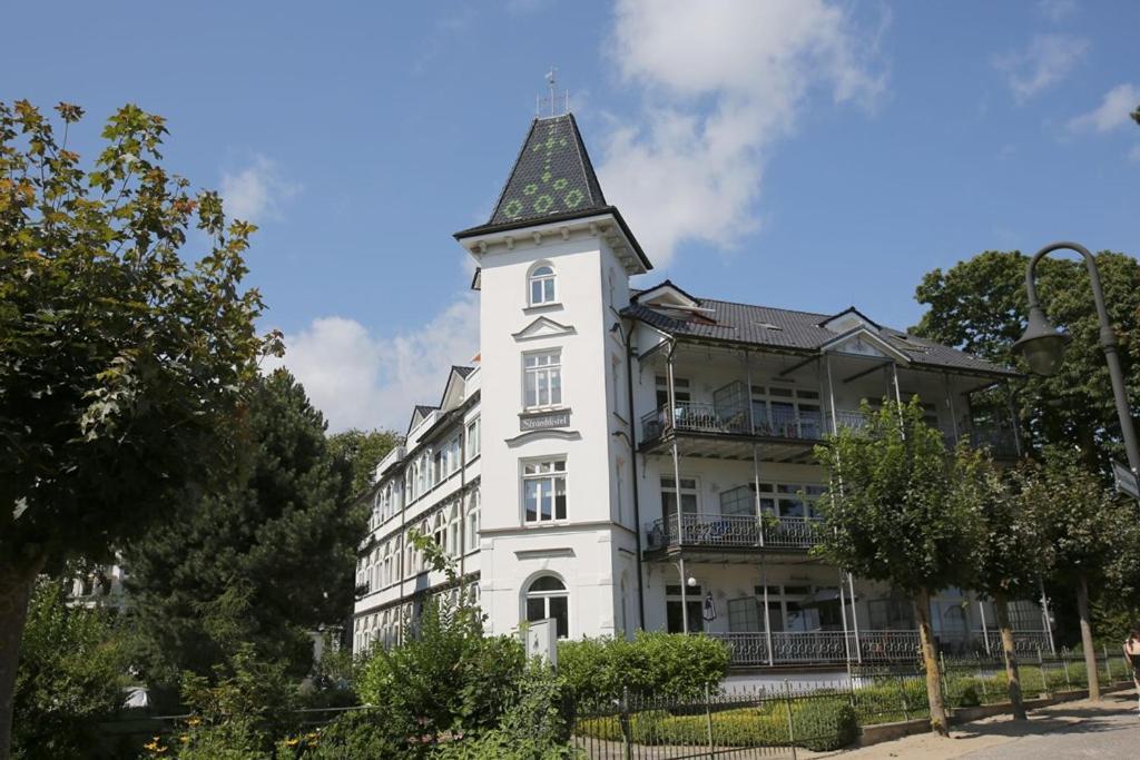 Ruhige Fewo Mit Strandkorb, Villa Stranddistel, 宾茨 外观 照片